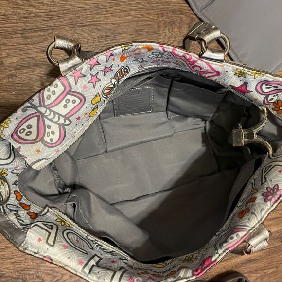 Coach Butterfly Bandana Graffiti Diaper Bag Metallic Silver Pink Yellow - Picture 11 of 17